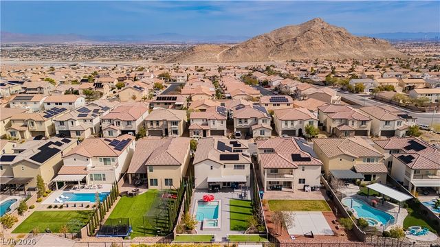 4529 Eagle Nest Peak Street, Las Vegas, NV 89129