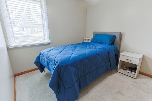 403 Manchester Drive, South Bend, IN 46615