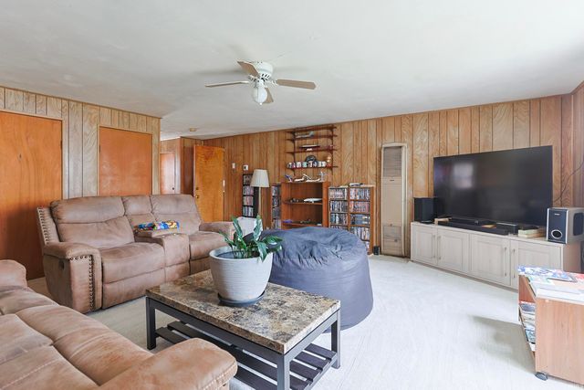 403 Manchester Drive, South Bend, IN 46615