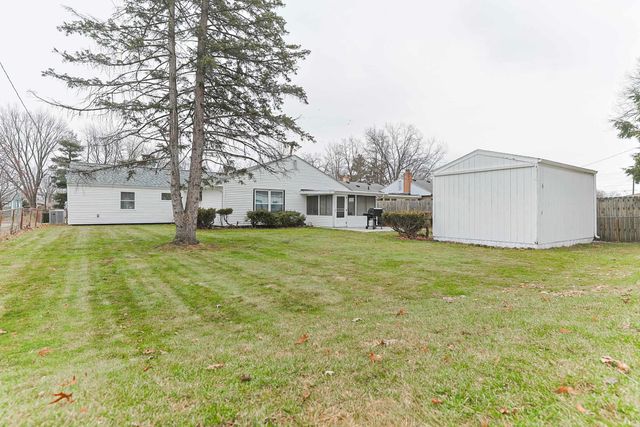 403 Manchester Drive, South Bend, IN 46615