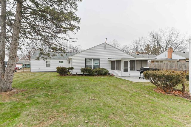 403 Manchester Drive, South Bend, IN 46615