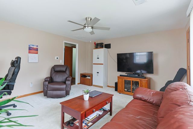 403 Manchester Drive, South Bend, IN 46615