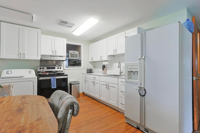 403 Manchester Drive, South Bend, IN 46615