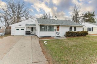 403 Manchester Drive, South Bend, IN 46615