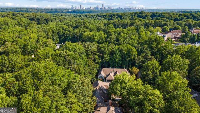 440 Greenlaurel Drive, Sandy Springs, GA 30342
