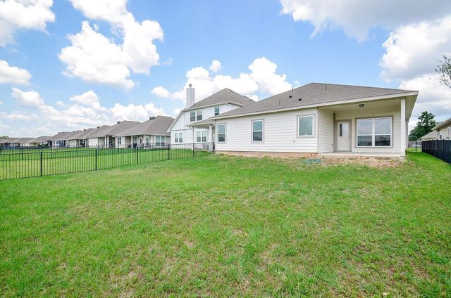 279 Shoreview Drive, Conroe, TX 77303