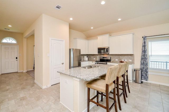279 Shoreview Drive, Conroe, TX 77303