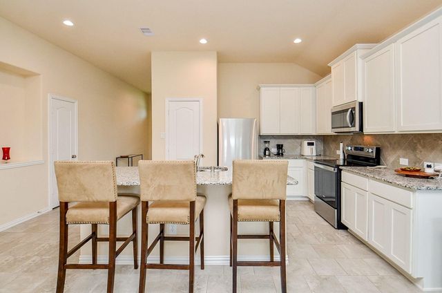 279 Shoreview Drive, Conroe, TX 77303