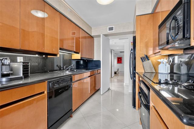 18671 Collins Avenue 2501, Sunny Isles Beach, FL 33160