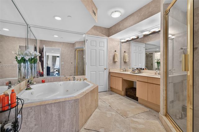 18671 Collins Avenue 2501, Sunny Isles Beach, FL 33160