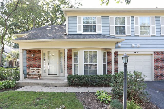 865 N Shady Oaks Drive, Elgin, IL 60120