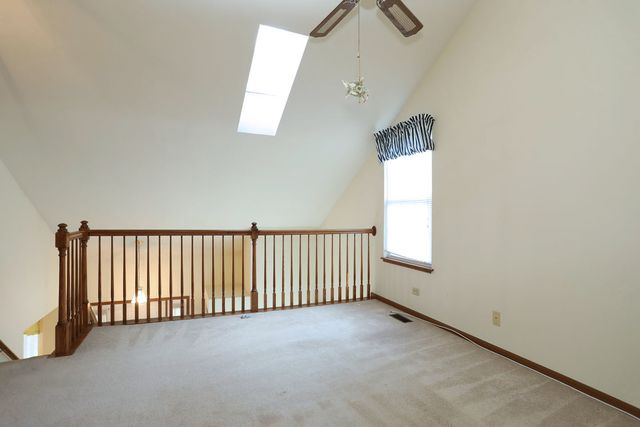 865 N Shady Oaks Drive, Elgin, IL 60120