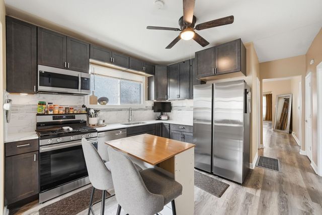 10747 S Forest Avenue, Chicago, IL 60628