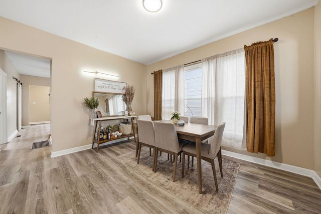 10747 S Forest Avenue, Chicago, IL 60628