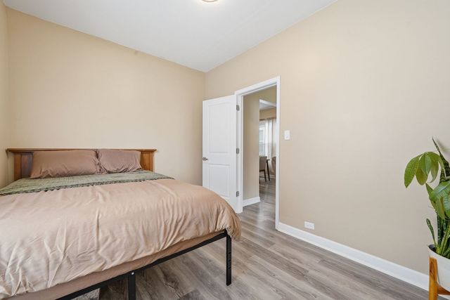 10747 S Forest Avenue, Chicago, IL 60628