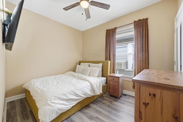10747 S Forest Avenue, Chicago, IL 60628