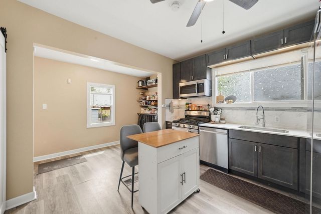 10747 S Forest Avenue, Chicago, IL 60628