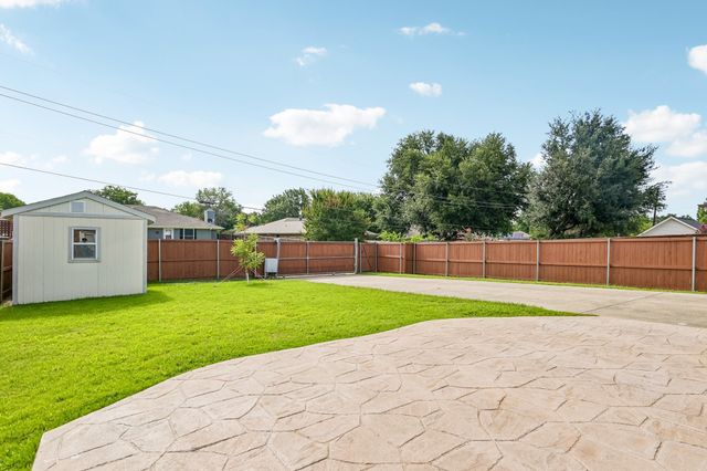 3818 Cemetery Hill Road, Carrollton, TX 75007