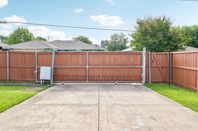 3818 Cemetery Hill Road, Carrollton, TX 75007