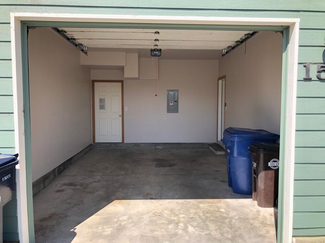 1556 SW Reindeer Avenue, Redmond, OR 97756