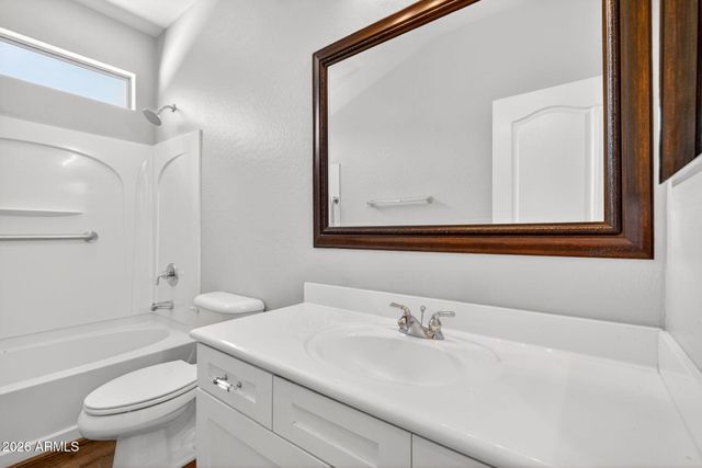 963 S COLONIAL Drive, Gilbert, AZ 85296