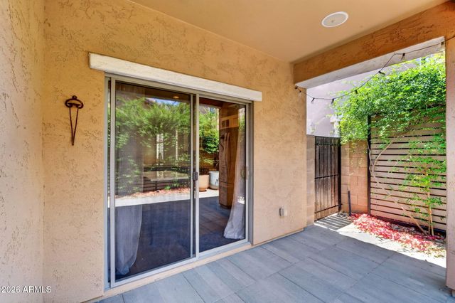963 S COLONIAL Drive, Gilbert, AZ 85296