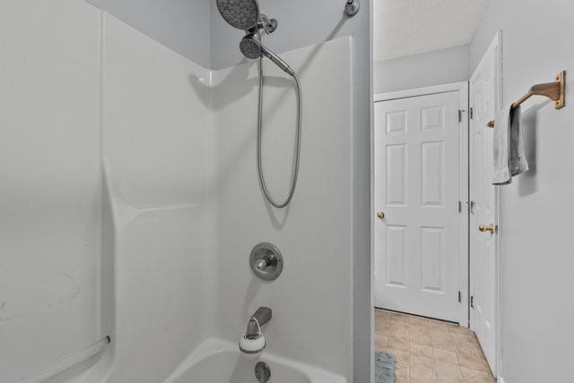 633 Pleasant Hill Drive, Harrodsburg, KY 40330