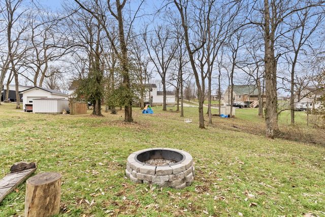 633 Pleasant Hill Drive, Harrodsburg, KY 40330