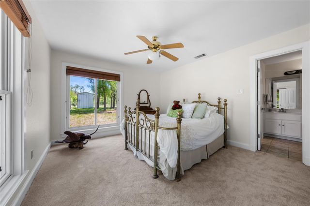 7670 Nez Perce TRCE, Manor, TX 78653