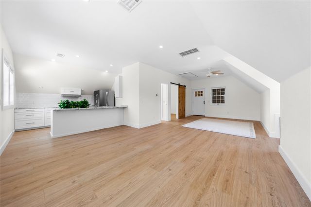 7670 Nez Perce TRCE, Manor, TX 78653