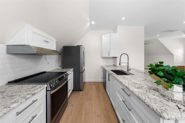 7670 Nez Perce TRCE, Manor, TX 78653