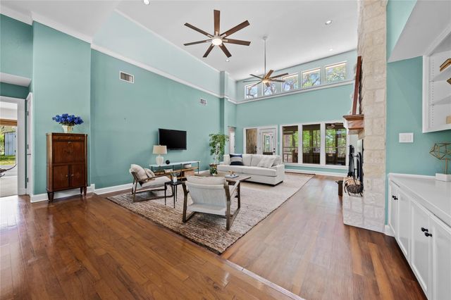 7670 Nez Perce TRCE, Manor, TX 78653