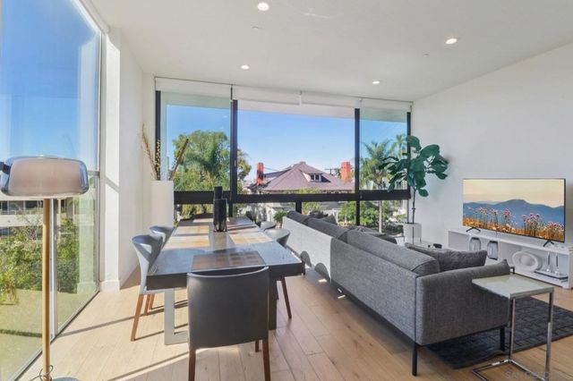 2355 Front St, San Diego, CA 92101