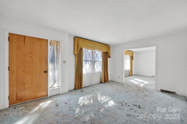 11619 Albemarle Road, Charlotte, NC 28227