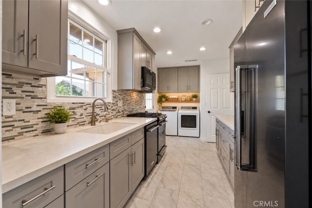 9013 Borson, Downey, CA 90242 — photo 3