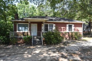 10 Mayflower Avenue, Greenville, SC 29605