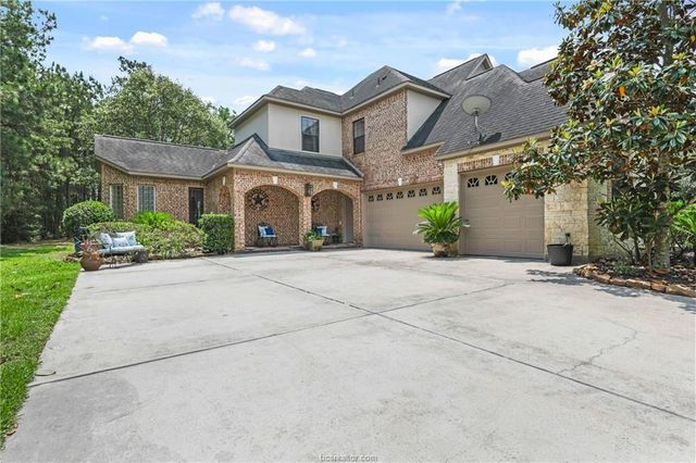 11376 Majestic Drive, Montgomery, TX 77316