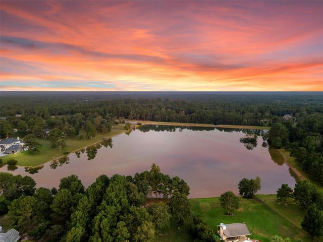 11376 Majestic Drive, Montgomery, TX 77316