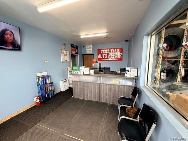 20488 John R Street, Highland Park, MI 48203