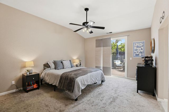 2336 Meadowbrook Dr, Lodi, CA 95242