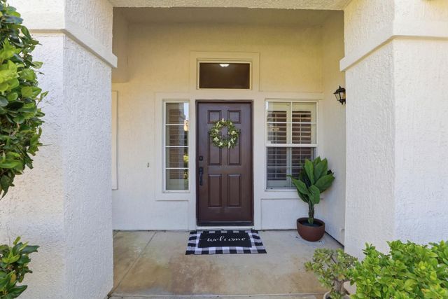 2336 Meadowbrook Dr, Lodi, CA 95242