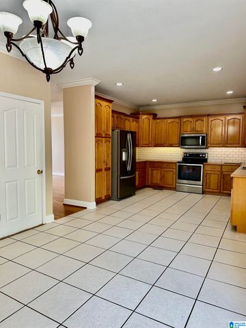 1617 POPLAR LANE, Gardendale, AL 35071