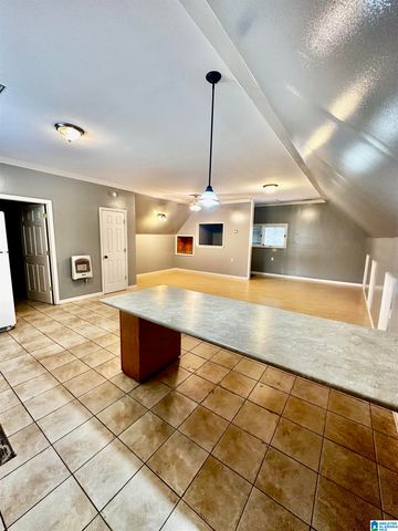 1617 POPLAR LANE, Gardendale, AL 35071