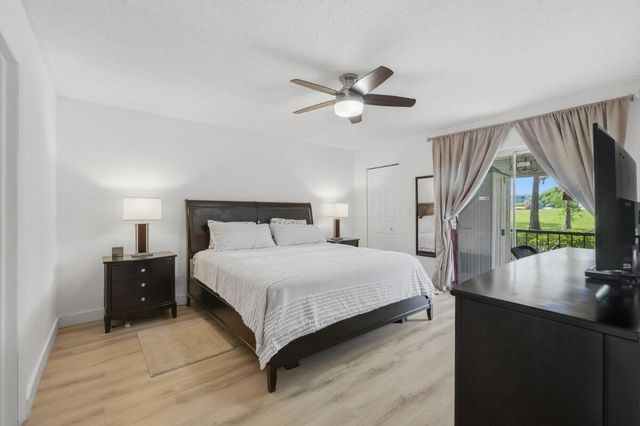 6100 NW 44TH Street 104, Lauderhill, FL 33319