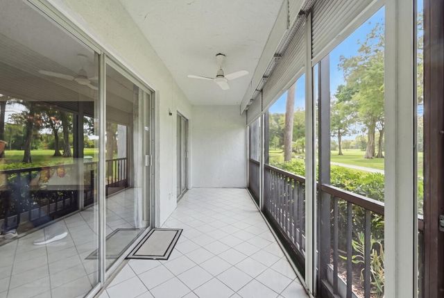 6100 NW 44TH Street 104, Lauderhill, FL 33319