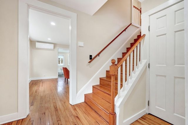 200 South Rd, Bedford, MA 01730