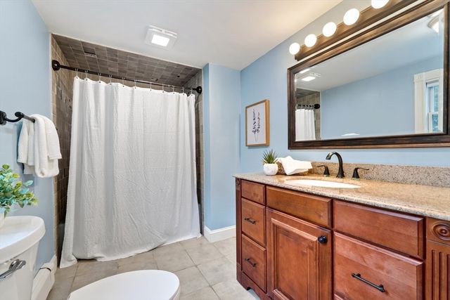 200 South Rd, Bedford, MA 01730