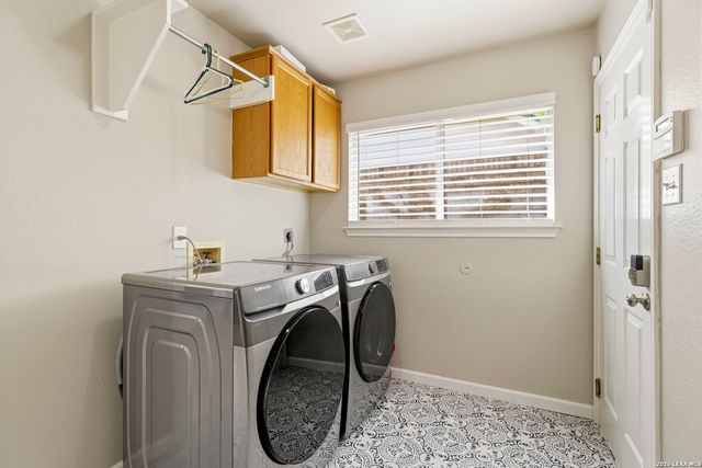 8 MARELLA DR, San Antonio, TX 78248