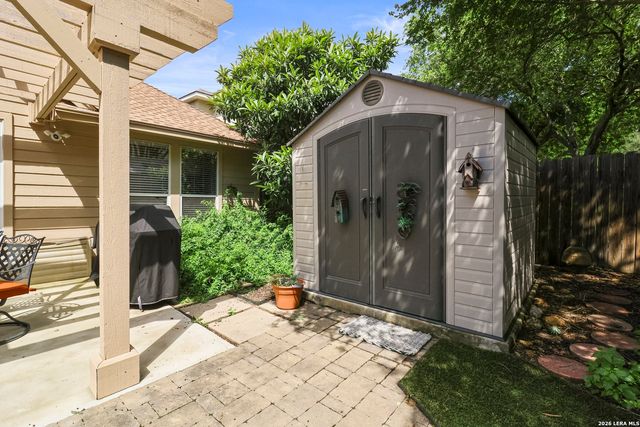 8 MARELLA DR, San Antonio, TX 78248