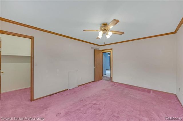 5015 Fox Hill Drive, Sterling Heights, MI 48310